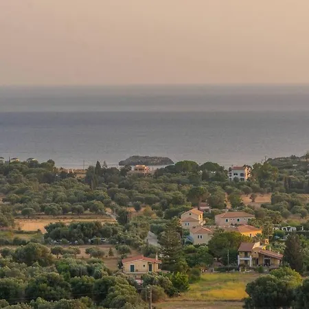 Dimitris Luxury